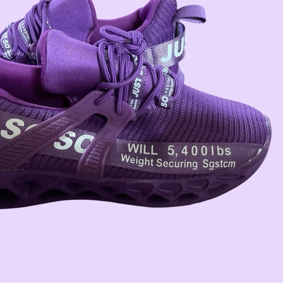 JUST SO SO TENNIS SHOES IN PURPLE BUILT TO HANDLE HEAVY WEIGHT - Picture 4 of 4
